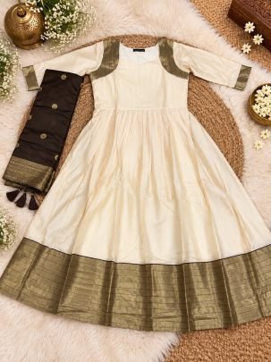Aadhira Cotton Spun Silk Anarkali Set