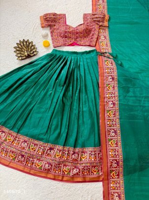 dola silk printed lehenga