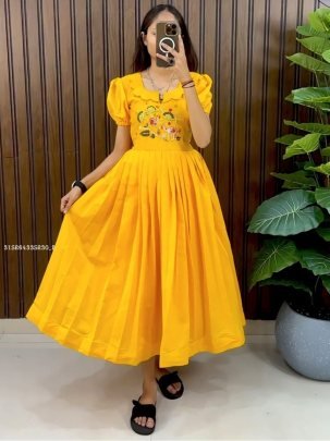 Elegant Pleated Midi Dress with Embroidered Bodice