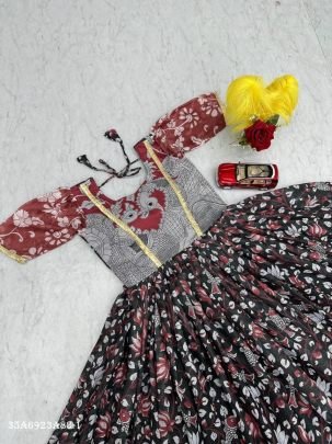 Kalamkari Cota Checks Gown