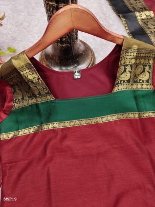 Kanchi Weave Zari Kurta Pant Set