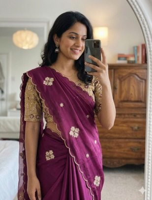 Rangoli Tissue Saree With  Multi Embroidery Work