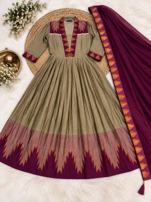Samaira Contrast Border Anarkali Suit