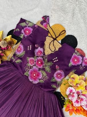 Soft Mul Mul Cotton Printed Gown with Maggam Work