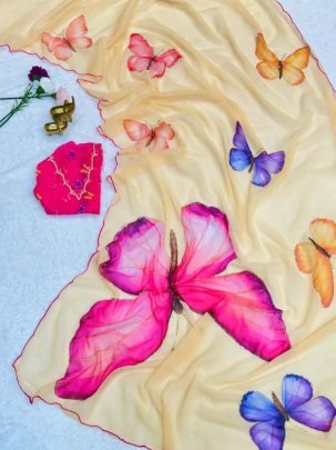 Soft   Smooth Weightless Chiffon Floral Digital Print Saree