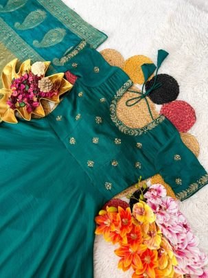 Telugu Bigg Boss fame Tanuja Dress