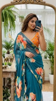 Weightless Chiffon Floral Digital Print With Beautiful Pipe Work