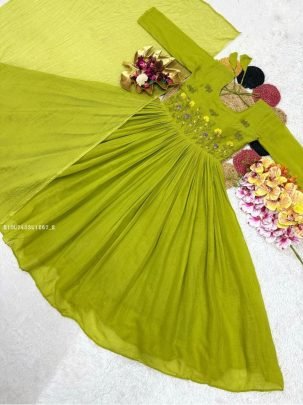 Women's Anarkali Kurta with Floral Embroidery and Dupatta